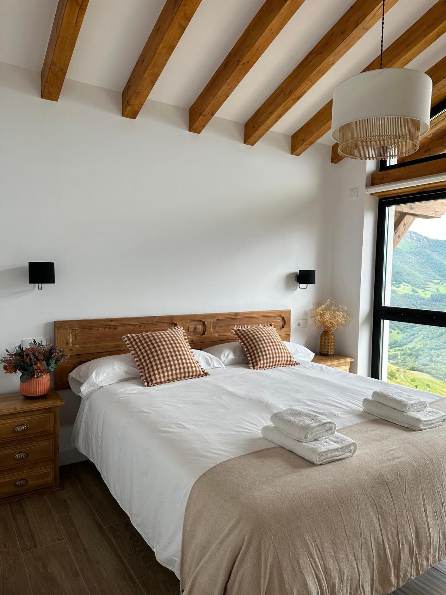 Aire De Picos Norte Brez 외부 사진