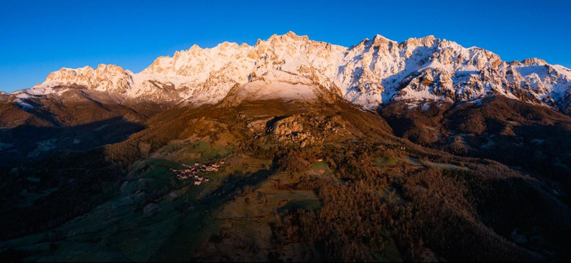 Aire De Picos Norte Brez 외부 사진